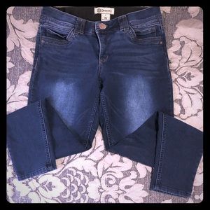 Democracy stretch skinny jeans w/ Ab technology